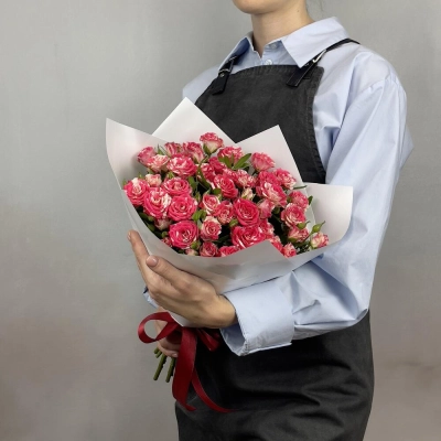 Букет «Фейерверк» – 9 пышных кустовых роз в огненной палитре Барыш Ульяновская область Букет «Фейерверк» – 9 пышных кустовых роз в огненной палитре Барыш Ульяновская область