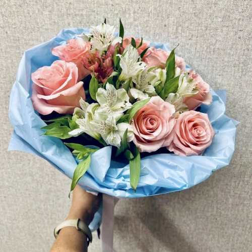 Букет «Фреш» – нежность розовых роз и белых альстромерий Барыш Ульяновская область Букет «Фреш» – нежность розовых роз и белых альстромерий Барыш Ульяновская область