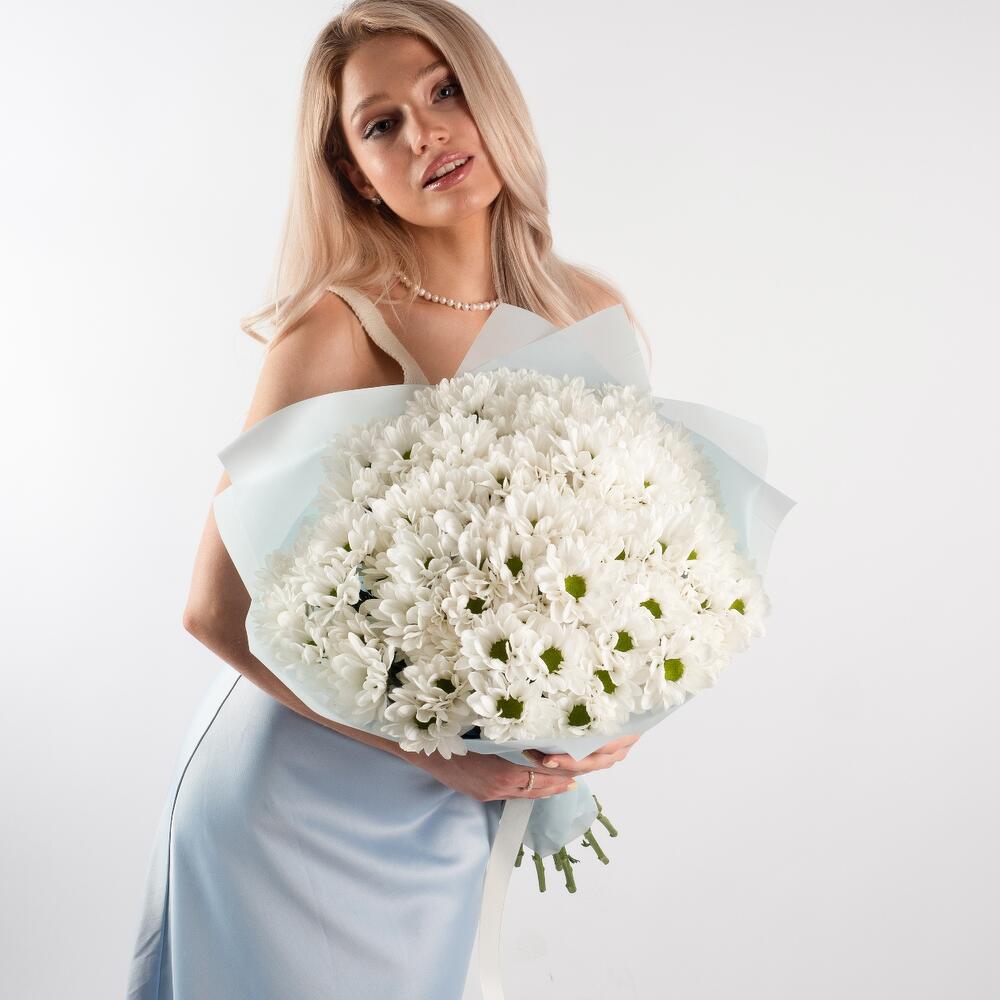 Букет «Ромашковое чудо» – летнее настроение в белых хризантемах Барыш Ульяновская область