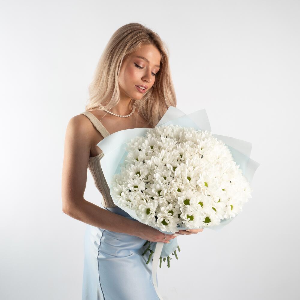 Букет «Ромашковое чудо» – летнее настроение в белых хризантемах Барыш Ульяновская область